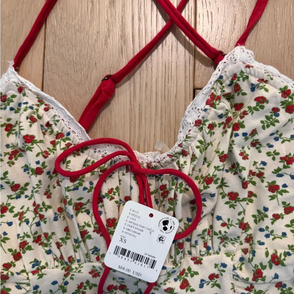 Free People Top NWT - Picture 2 of 2